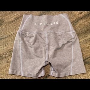 Alphalete shorts lilac
